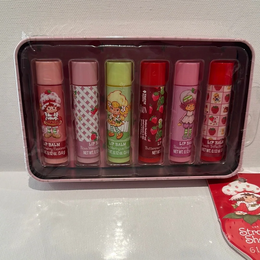 NWT Strawberry Shortcake (6) Piece Set Lip Balms.
